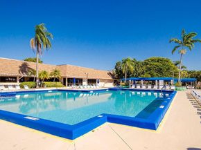 2601 N Nob Hill Rd 402, Sunrise FL 33322