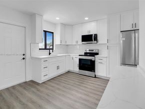 2880 SW 2nd St, Fort Lauderdale FL 33312