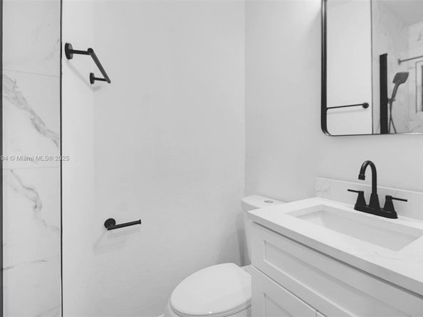 2880 SW 2nd St, Fort Lauderdale FL 33312