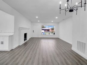 2880 SW 2nd St, Fort Lauderdale FL 33312
