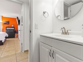 840 NW 87th Ave 405, Miami FL 33172