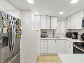 840 NW 87th Ave 405, Miami FL 33172