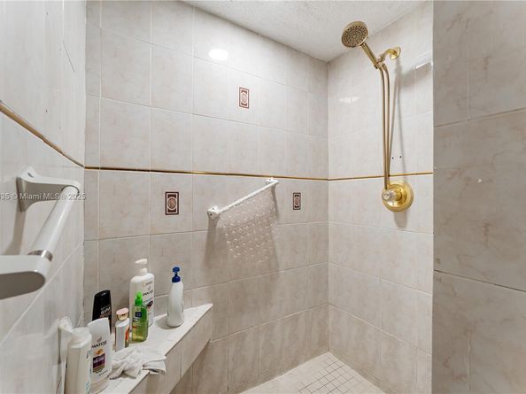 8100 SW 95th Ct, Miami FL 33173