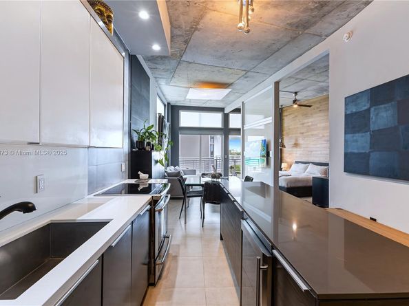 2001 Meridian Ave 515, Miami Beach FL 33139