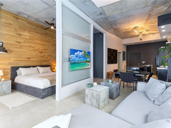 2001 Meridian Ave 515, Miami Beach FL 33139