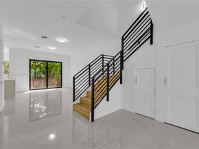 828 NE 14th St, Fort Lauderdale FL 33304