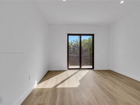 828 NE 14th St, Fort Lauderdale FL 33304