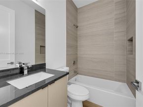 828 NE 14th St, Fort Lauderdale FL 33304