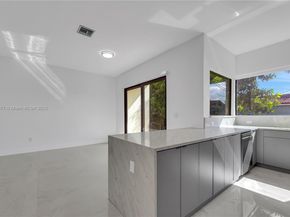 828 NE 14th St, Fort Lauderdale FL 33304