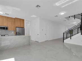 828 NE 14th St, Fort Lauderdale FL 33304