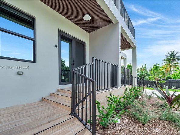 828 NE 14th St, Fort Lauderdale FL 33304