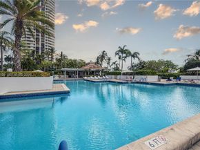 1000 W Island Blvd 1910, Aventura FL 33160