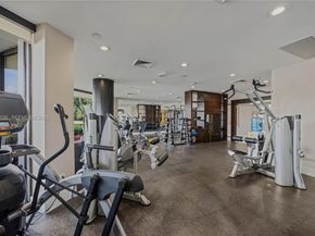 1000 W Island Blvd 1910, Aventura FL 33160