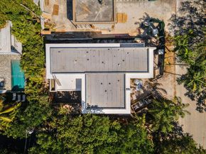 4095 Hardie Ave, Miami FL 33133