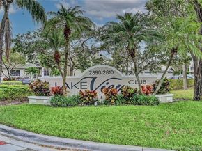 2831 N Oakland Forest Dr 108, Oakland Park FL 33309