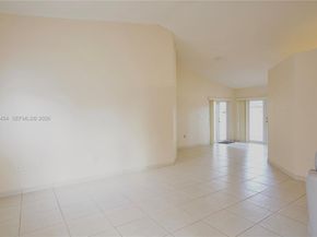 9913 NW 31st St, Doral FL 33172