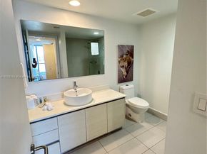 2602 E Hallandale Beach Blvd R807, Hallandale Beach FL 33009