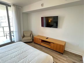 2602 E Hallandale Beach Blvd R807, Hallandale Beach FL 33009