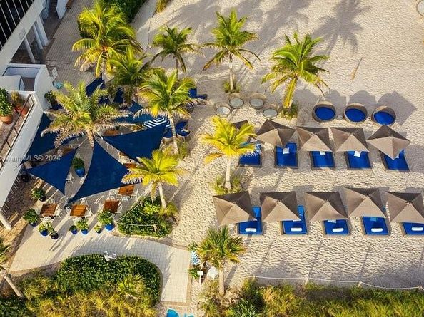 2602 E Hallandale Beach Blvd R807, Hallandale Beach FL 33009