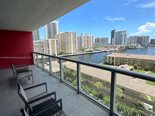 2602 E Hallandale Beach Blvd R807, Hallandale Beach FL 33009