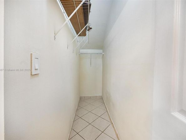 2884 SE 2nd Dr, Homestead FL 33033