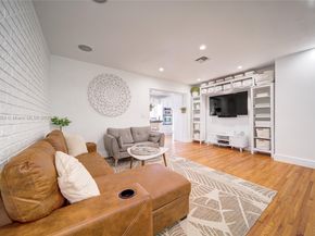 13801 NE 1st Ave, Miami FL 33161