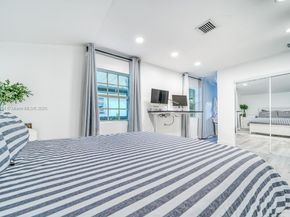 13801 NE 1st Ave, Miami FL 33161