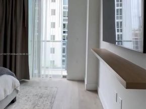 229 SW 9th St 403, Miami FL 33130