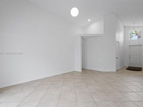 332 Bridgeton Rd, Weston FL 33326