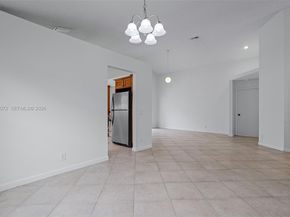 332 Bridgeton Rd, Weston FL 33326