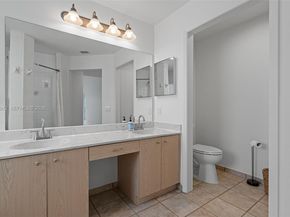 332 Bridgeton Rd, Weston FL 33326