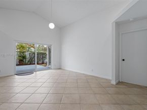 332 Bridgeton Rd, Weston FL 33326