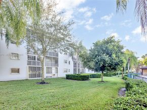 650 SW 124th Ter 214P, Pembroke Pines FL 33027