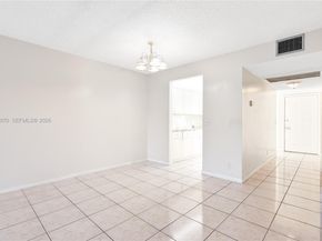 650 SW 124th Ter 214P, Pembroke Pines FL 33027