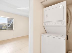 650 SW 124th Ter 214P, Pembroke Pines FL 33027