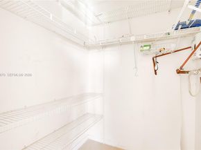 650 SW 124th Ter 214P, Pembroke Pines FL 33027