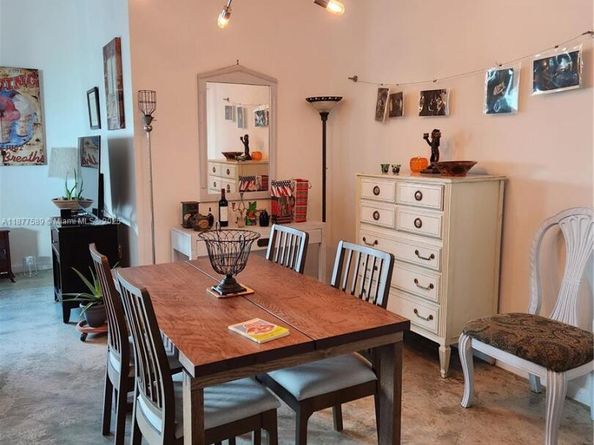 234 NE 3rd St 1104, Miami FL 33132