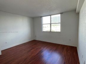 401 69 St 411, Miami Beach FL 33141