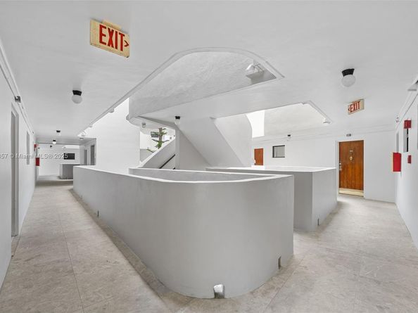 8100 Byron Ave 308, Miami Beach FL 33141