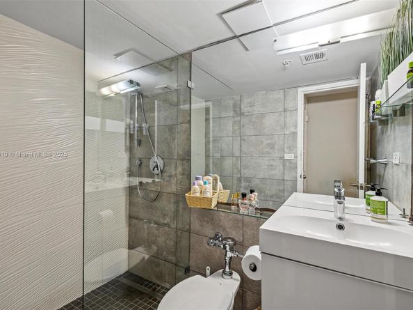 1500 Bay Rd 544S, Miami Beach FL 33139