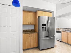 100 Meridian Ave 216, Miami Beach FL 33139