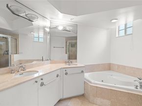 100 Meridian Ave 216, Miami Beach FL 33139