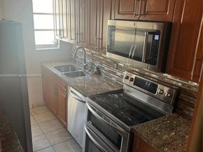 5147 NW 1st St, Miami FL 33126