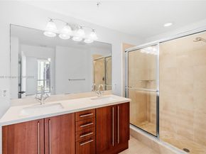 1111 SW 1st Ave 2222N, Miami FL 33130