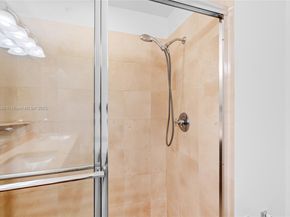 1111 SW 1st Ave 2222N, Miami FL 33130