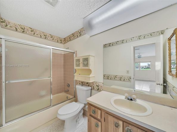 3319 Americo Dr, West Palm Beach FL 33417