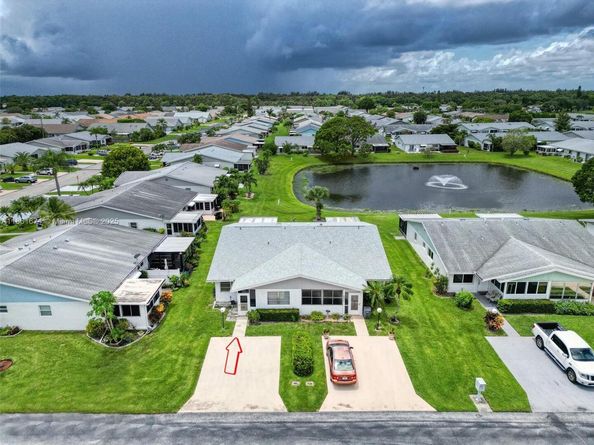 3319 Americo Dr, West Palm Beach FL 33417