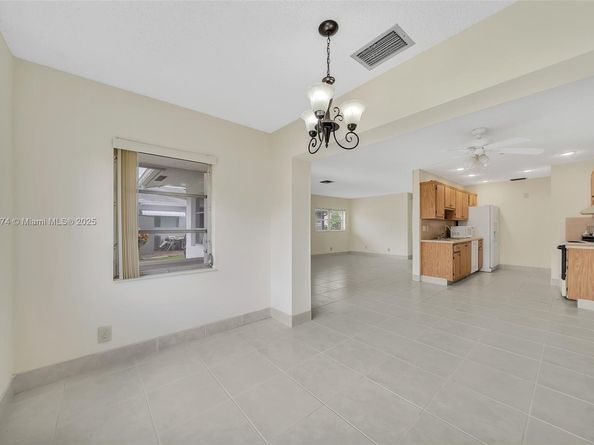 3319 Americo Dr, West Palm Beach FL 33417