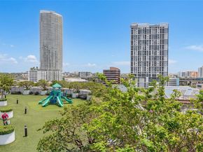 90 SW 3rd St 1105, Miami FL 33130