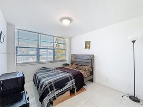 2751 Taft St 304, Hollywood FL 33020